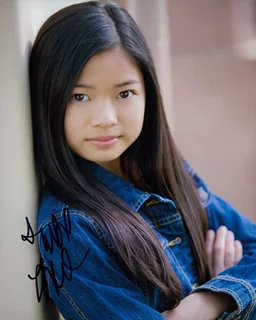 Ashley Liao autograph