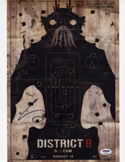 Sharlto Copley autograph