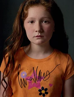 Emma Kenney autograph