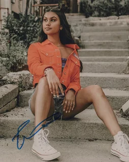 Talin Silva autograph