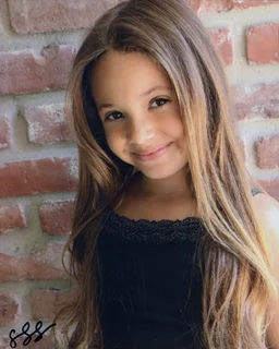 Scarlet Spencer autograph