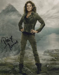Paige Turco autograph
