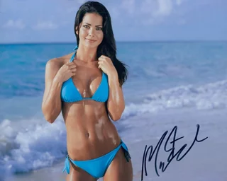 Martina Andrews autograph