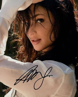 Ruby Modine autograph