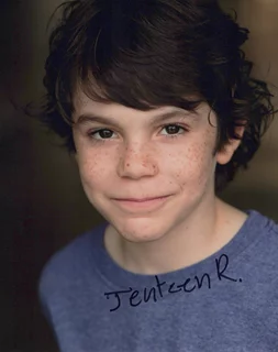 Jentzen Ramirez autograph