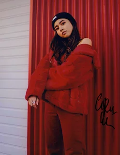 Ciara Wilson autograph