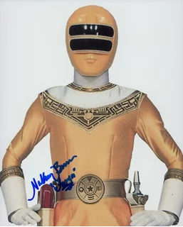 Nakia Burrise autograph