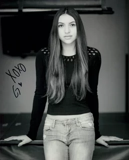 Gabriella Martinez autograph
