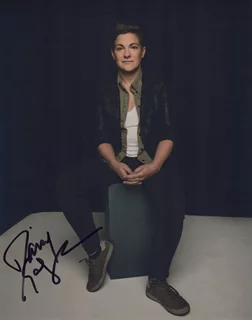 Daisy Eagan autograph