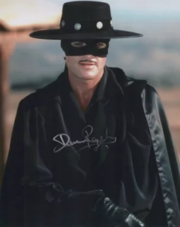 Duncan Regehr autograph