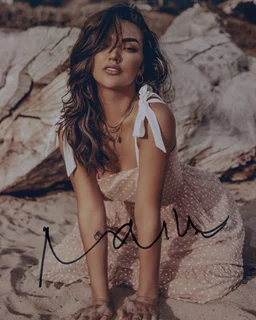 Hailee Keanna Lautenbach autograph