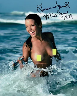 Louann Fernald autograph