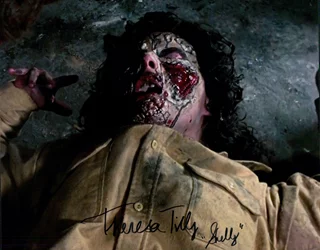 Theresa Tilly autograph