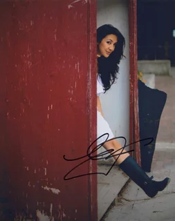 Edelyn Okano autograph