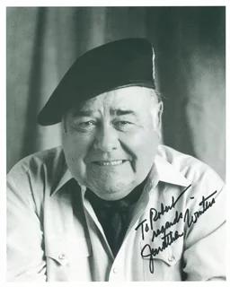 Jonathan Winters autograph