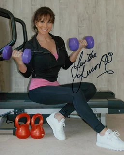 Linda Lusardi autograph