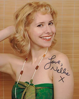 Nellie McKay autograph