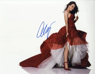 Evangeline Lilly autograph
