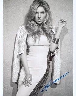 Katheryn Winnick autograph