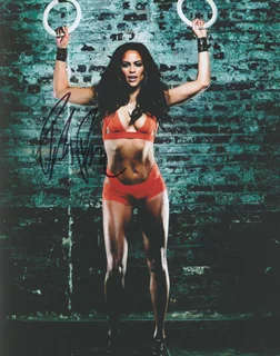 Paula Patton autograph