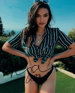 Hailee Keanna Lautenbach autograph