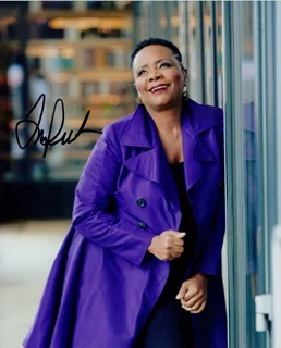 Tonya Pinkins autograph