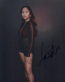 Anneston Pisayavong autograph