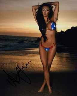 Stacey Shalene autograph