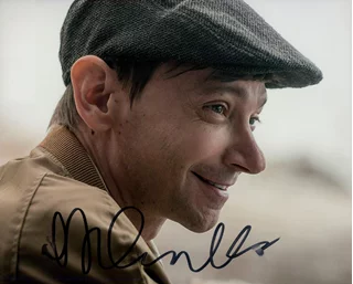 DJ Qualls autograph