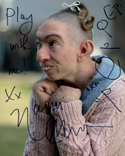 Naomi Grossman autograph