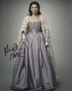 Ginnifer Goodwin autograph