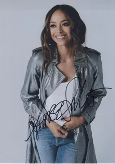 Amber Stevens autograph