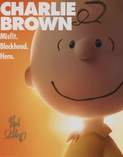 Noah Schnapp autograph