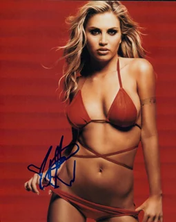 Willa Ford autograph