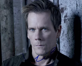Kevin Bacon autograph