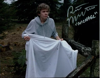 Robert MacNaughton autograph