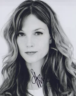 Sylvia Hoeks autograph