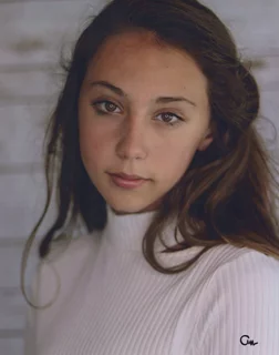 Gabriella Mason autograph