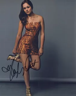 Hayley Orrantia autograph
