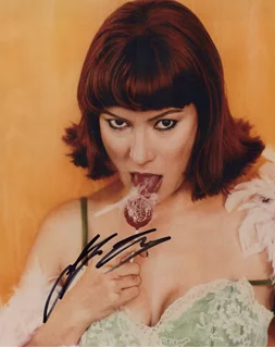 Jennifer Tilly autograph