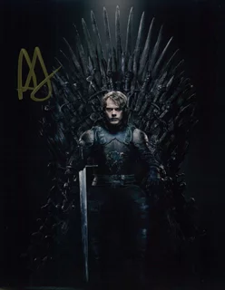 Alfie Allen autograph