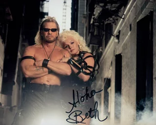 Beth Chapman autograph