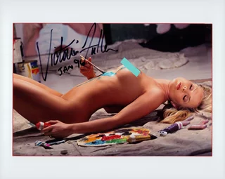 Victoria Fuller autograph