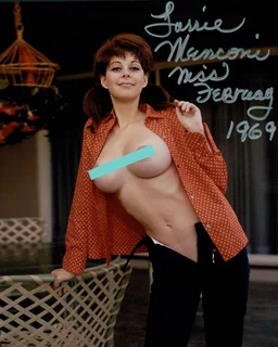 Lorrie Menconi autograph