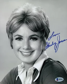 Shirley Jones autograph