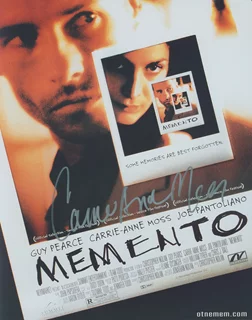 Carrie-Anne Moss autograph