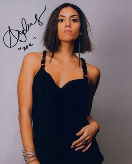 Andrea Sixtos autograph