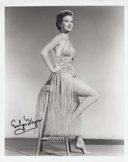 Evelyn Keyes autograph