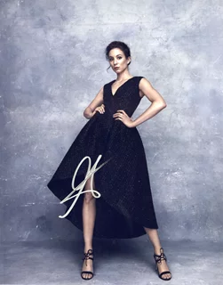 Troian Bellisario autograph