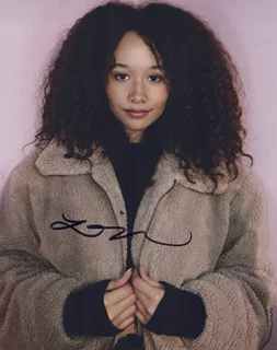 Talia Jackson autograph